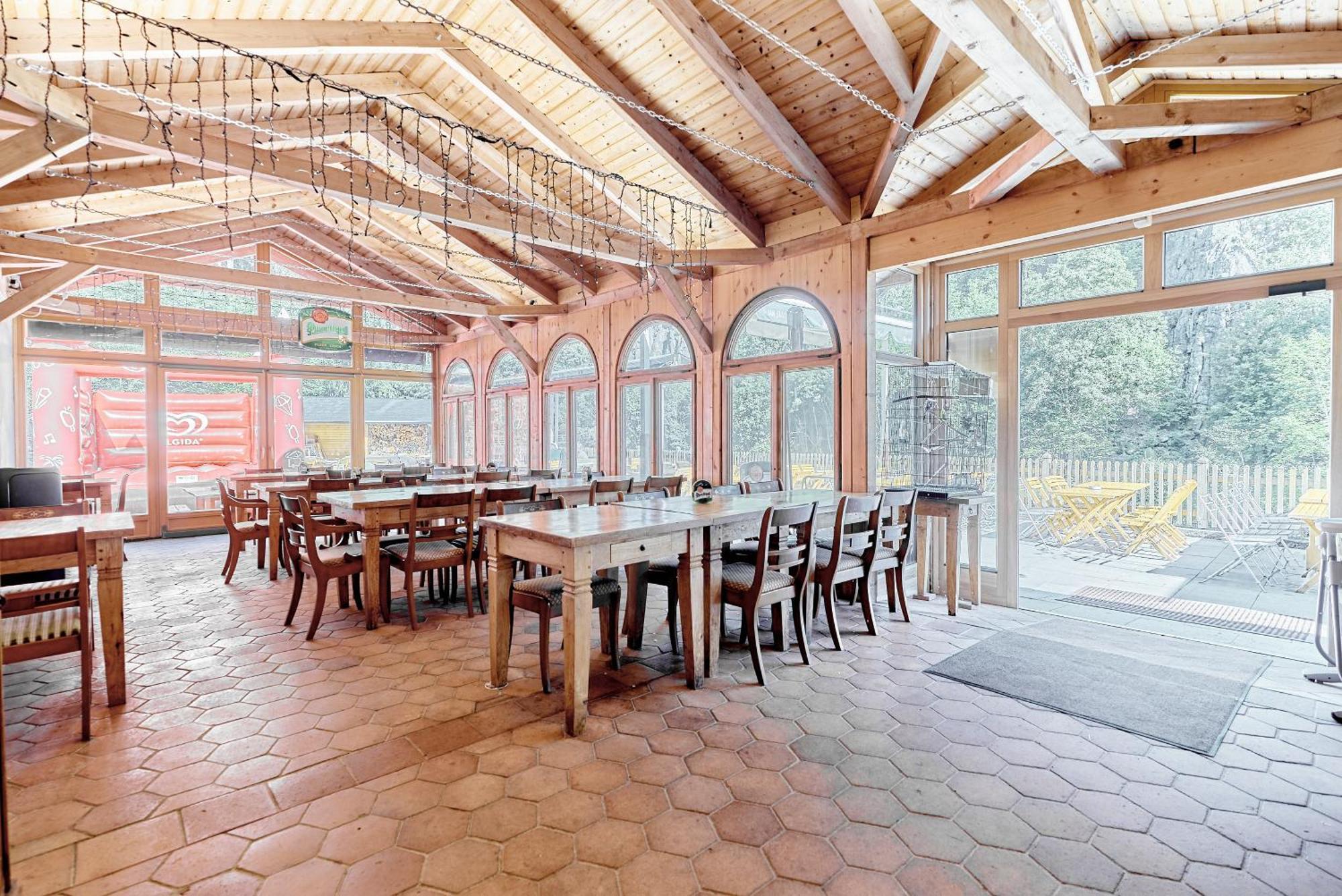 Apartmany Svatosske Skaly Loket Exterior foto