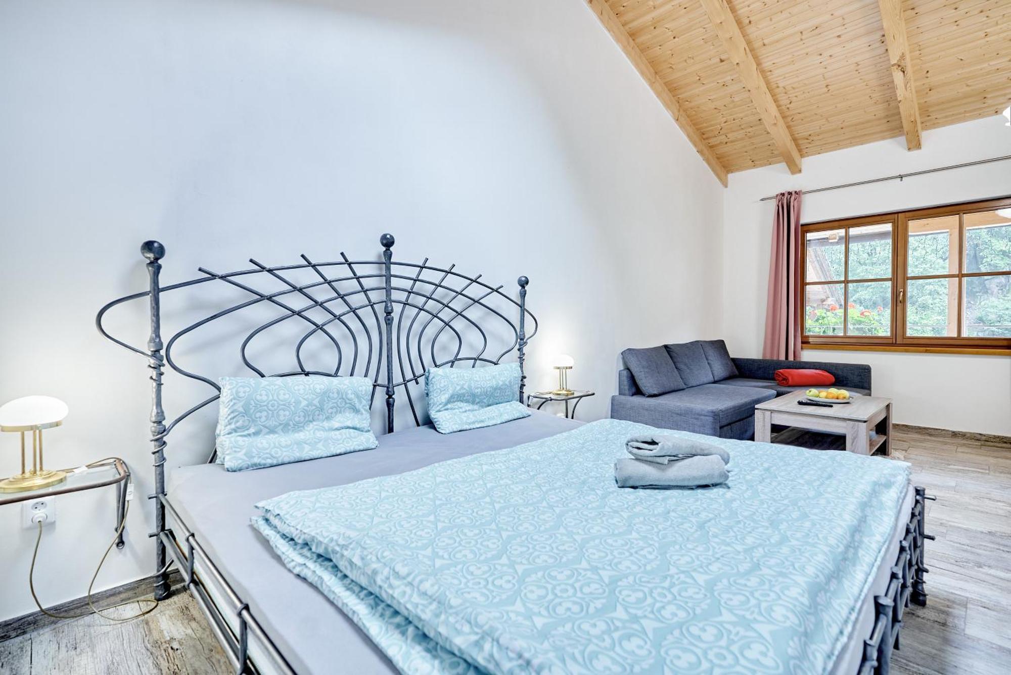 Apartmany Svatosske Skaly Loket Exterior foto