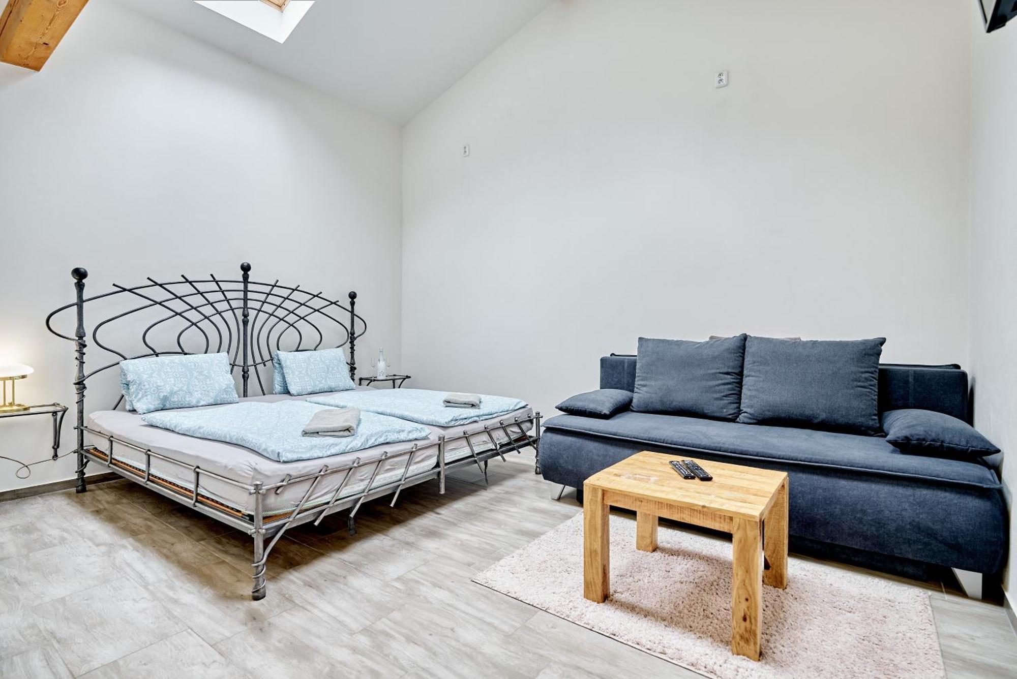 Apartmany Svatosske Skaly Loket Exterior foto