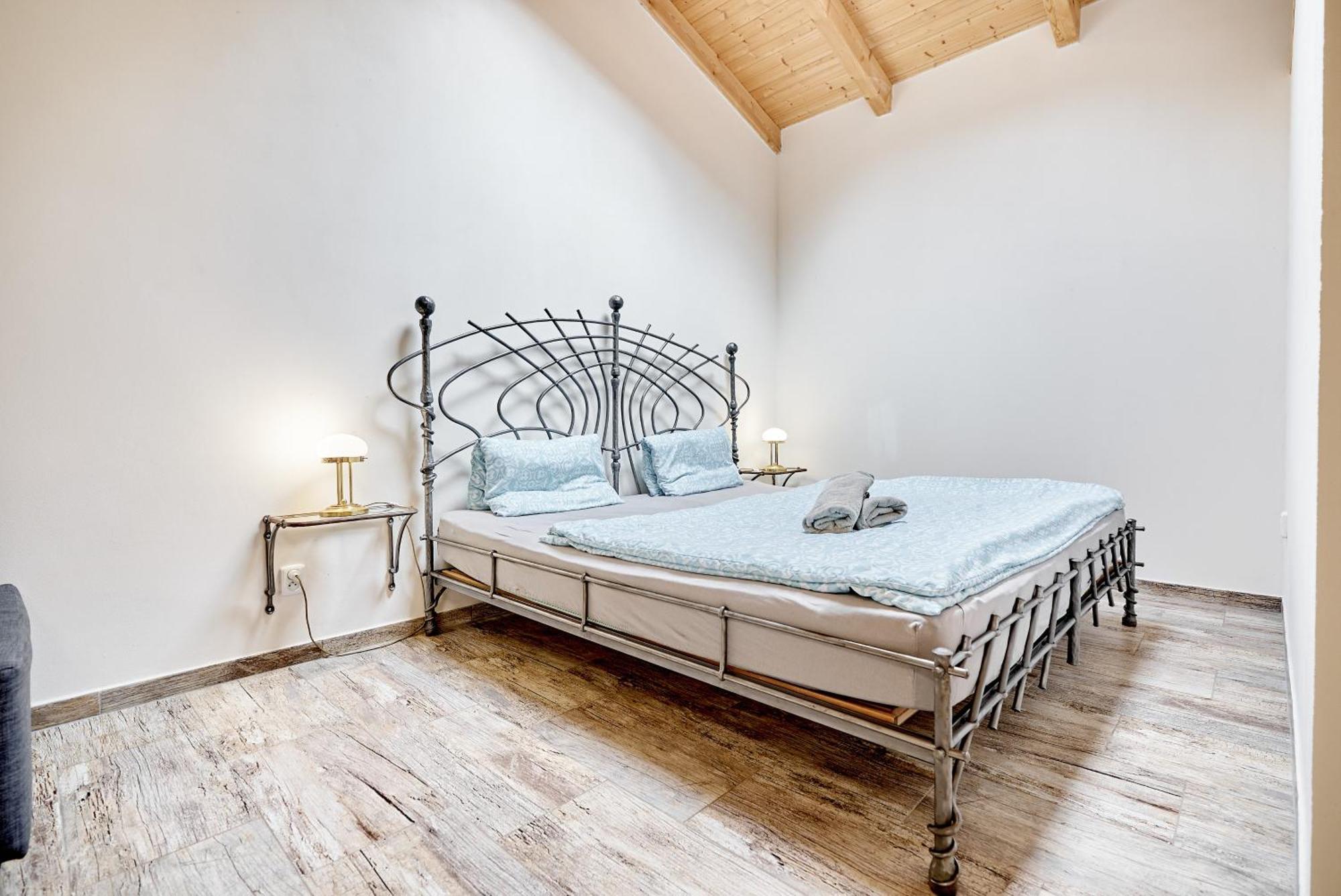 Apartmany Svatosske Skaly Loket Exterior foto
