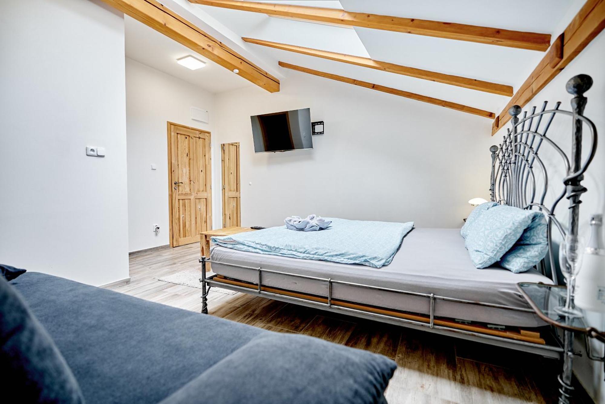 Apartmany Svatosske Skaly Loket Exterior foto